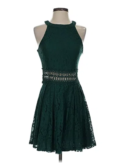Pre-owned Francesca's Cocktail Dress In Green