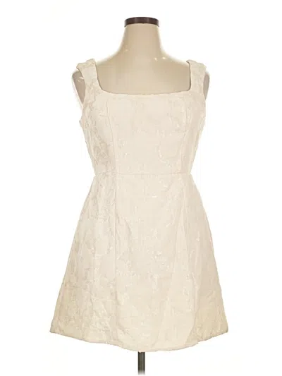 Pre-owned Francesca's Cocktail Dress In Ivory