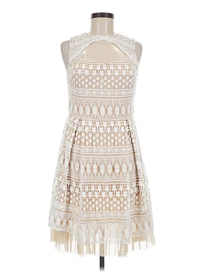 Pre-owned Francesca's Cocktail Dress In Ivory