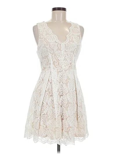 Pre-owned Francesca's Cocktail Dress In Ivory