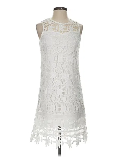 Pre-owned Francesca's Cocktail Dress In White