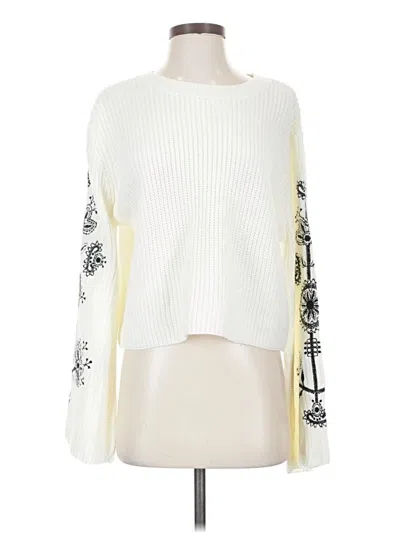 Pre-owned Francesca's Pullover Sweater In White