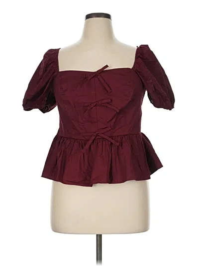 Pre-owned Francesca's Short Sleeve Blouse In Burgundy