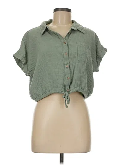 Pre-owned Francesca's Short Sleeve Blouse In Green