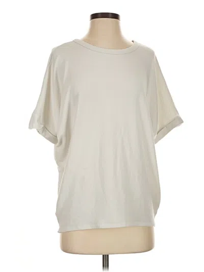 Pre-owned Francesca's Short Sleeve T-shirt In Ivory