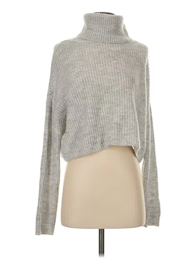 Pre-owned Francesca's Turtleneck Sweater In Gray