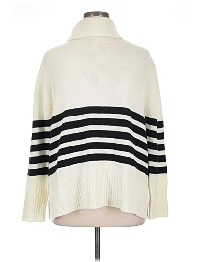 Pre-owned Francesca's Turtleneck Sweater In White