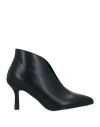 Francesco Milano Woman Ankle Boots Black Size 8 Leather
