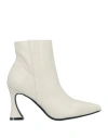 Francesco Milano Woman Ankle Boots Off White Size 8 Leather In Off White