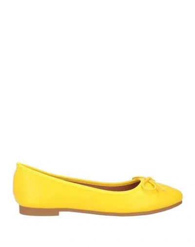Francesco Milano Woman Ballet Flats Yellow Size 8 Leather