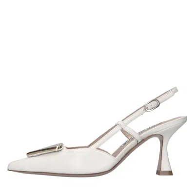 Francesco Sacco With Heel In White