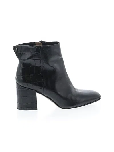 Pre-owned Franco Sarto Ankle Boots In Black