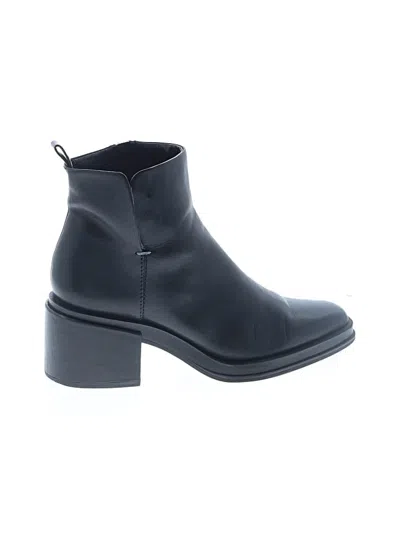 Pre-owned Franco Sarto Ankle Boots In Black