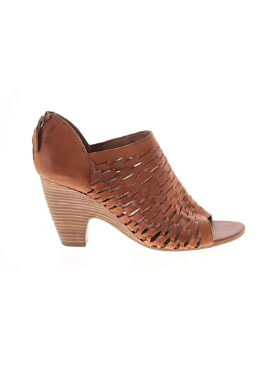 Pre-owned Franco Sarto Ankle Boots In Brown