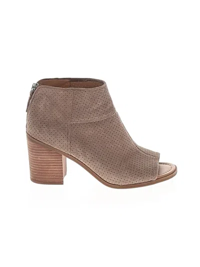 Pre-owned Franco Sarto Ankle Boots In Gray