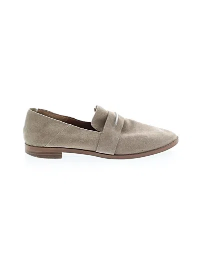 Pre-owned Franco Sarto Flats In Tan