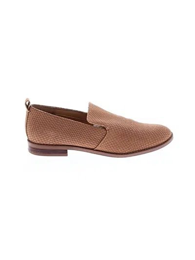 Pre-owned Franco Sarto Flats In Tan