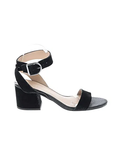 Pre-owned Franco Sarto Heels In Black