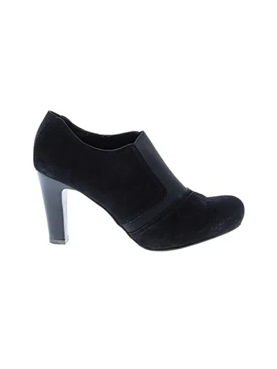 Pre-owned Franco Sarto Heels In Black