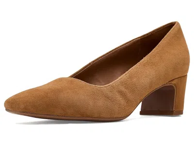 Franco Sarto L-salino Pump Shoes In Brown
