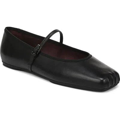 Franco Sarto Oriel Ballet Flat In Black