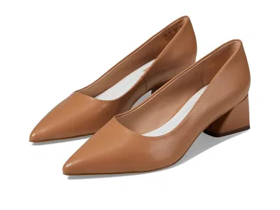 Franco Sarto Racerpump In Brown