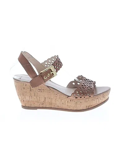 Pre-owned Franco Sarto Sandals In Brown