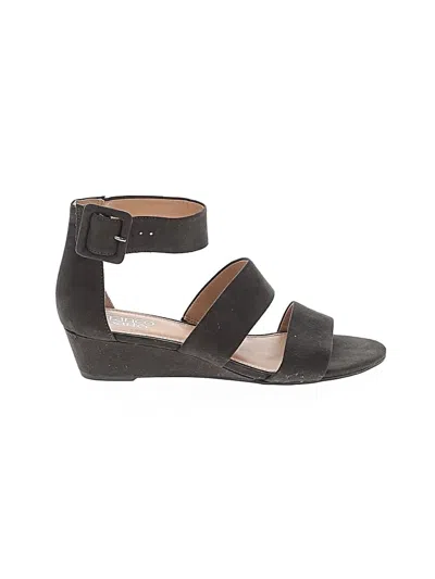 Pre-owned Franco Sarto Sandals In Gray