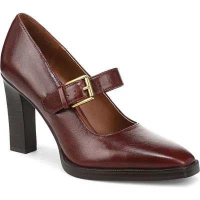 Franco Sarto Shalina Pump In Red