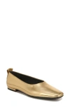 Franco Sarto Vana Flat In Gold