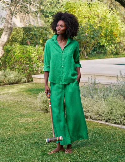 Frank & Eileen Tuscany Getaway Set In Green