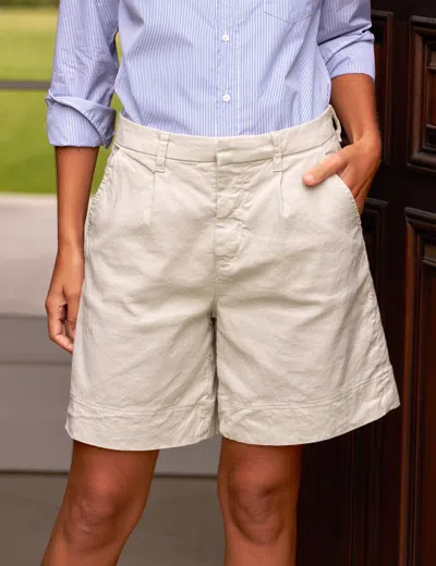 Frank & Eileen Waterford 7.5" In Tan