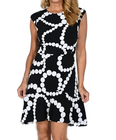 Frank Lyman Brookelynn Dot Chain Abstract Print Sleeveless Dress In Black With White