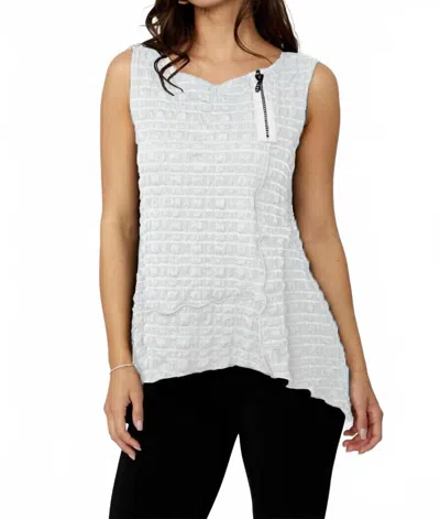 Frank Lyman Bubble Jacquard Zip Detail Sleeveless Top In Off-white