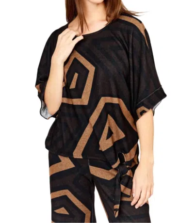 Frank Lyman Flowy Elbow Crewneck Top In Black/brown