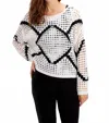 Frank Lyman Geometric Crochet Knit Top In White/black In White