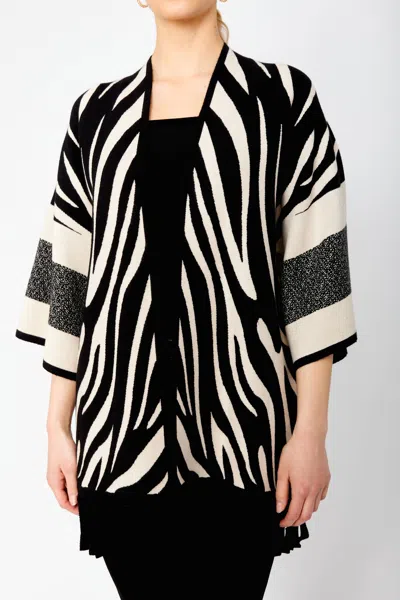 Frank Lyman Knit Throw Over In Black/tan In Multi