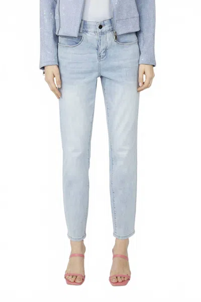 Frank Lyman Slim Ankle Length Jeans In Light Wash In Blue
