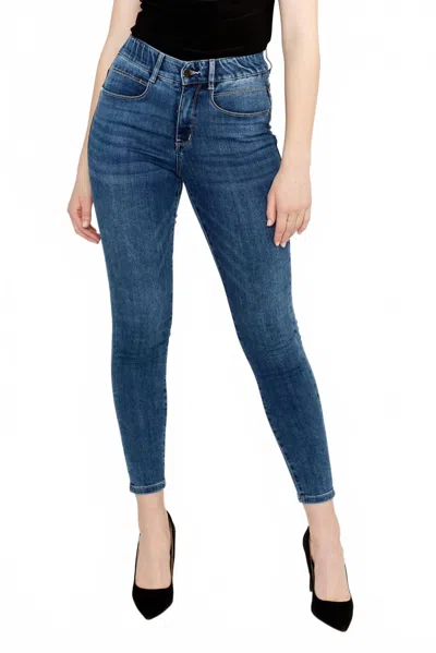 Frank Lyman Slim High Rise Jeans In Mid Wash In Blue