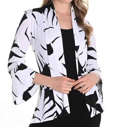 Frank Lyman Throw Over Leaf Print Open Front Kimono Jacket In Black/white In Blue