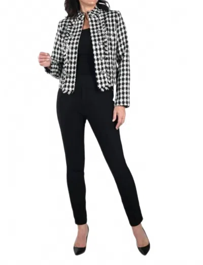 Frank Lyman Woven Denim Pants In Black