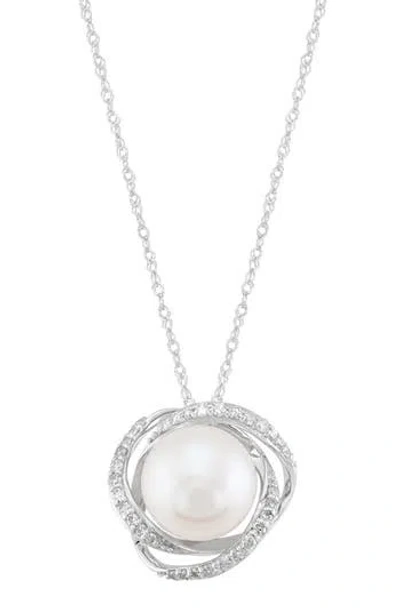 Frankie & Zoe 8mm Freshwater Pearl & Diamond Pendant Necklace In Silver
