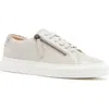 Frankie4 Billie Zip Sneaker