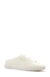 Frankie4 Lincoln Mule In White Tumbled