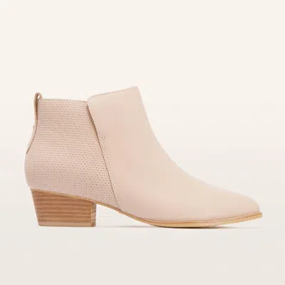 Frankie4 Women's Charleston Leather Boot In Warm Sand In Neutral