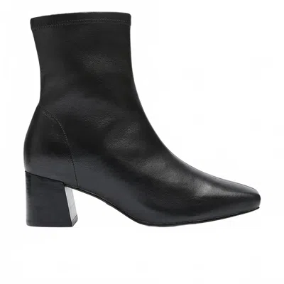 Frankie4 Women's Ember Side Zip Bootie In Black