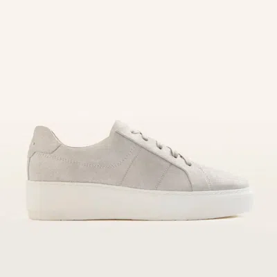 Frankie4 Women's Riley Sneaker In Silver In White