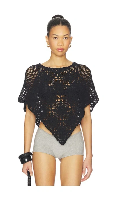 Frankies Bikinis Sophie Crochet Poncho In Black
