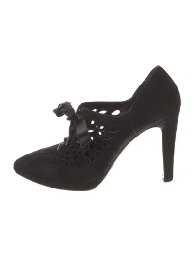Pre-owned Fratelli Rossetti Suede Pumps In Black
