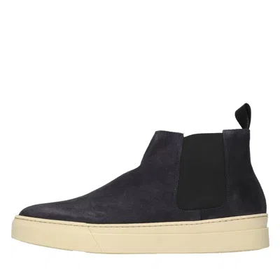Frau Boots In Blue
